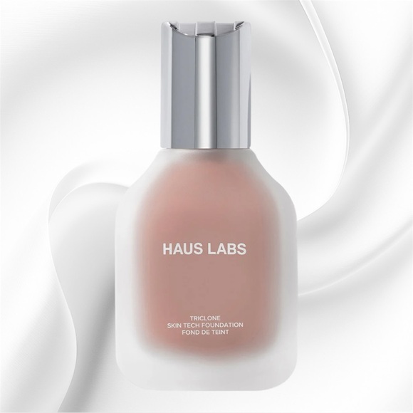 Haus Labs Triclone Skin Tech Medium Coverage Foundation- 240 Light Medium Warm - Picture 1 of 4